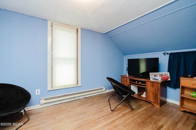 151 S Lawn Avenue, Bluffton, OH 45817