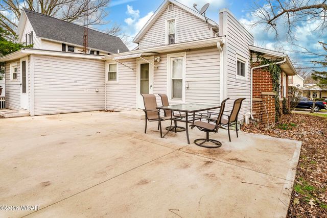 151 S Lawn Avenue, Bluffton, OH 45817