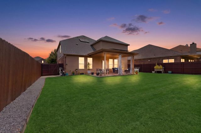1006 S Pasture DR, Hutto, TX 78634