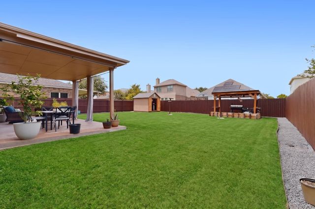 1006 S Pasture DR, Hutto, TX 78634