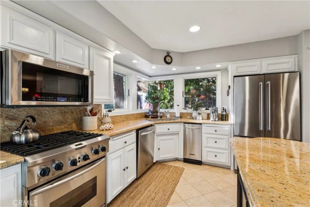 469 Golf Course Road, Lake Arrowhead, CA 92352