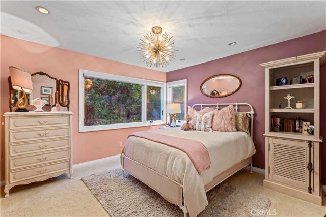 469 Golf Course Road, Lake Arrowhead, CA 92352