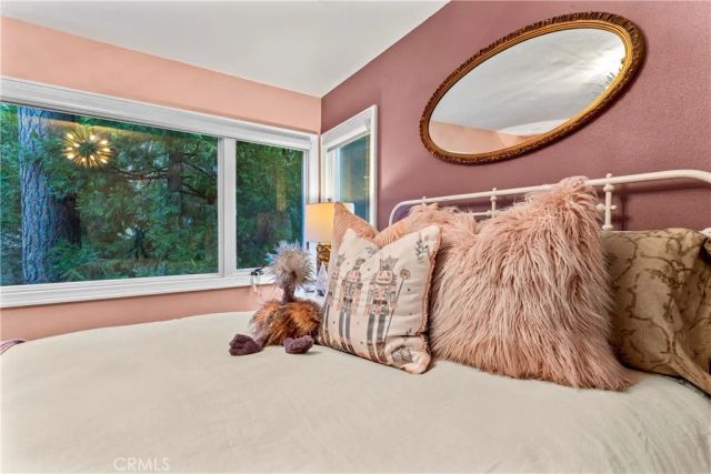 469 Golf Course Road, Lake Arrowhead, CA 92352