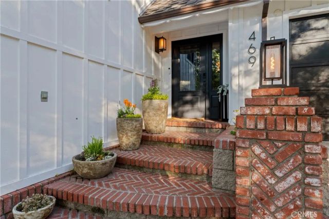 469 Golf Course Road, Lake Arrowhead, CA 92352