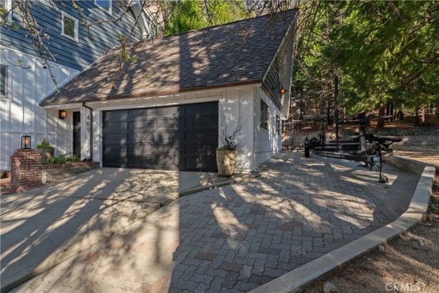 469 Golf Course Road, Lake Arrowhead, CA 92352