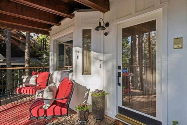469 Golf Course Road, Lake Arrowhead, CA 92352