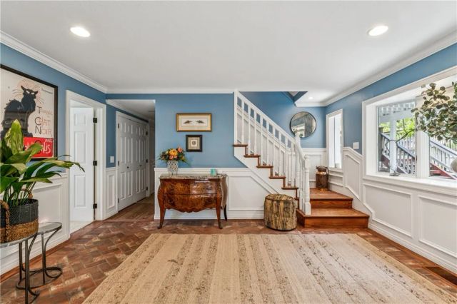 469 Golf Course Road, Lake Arrowhead, CA 92352