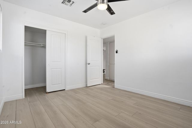 4628 E HOLLY Street, Phoenix, AZ 85008