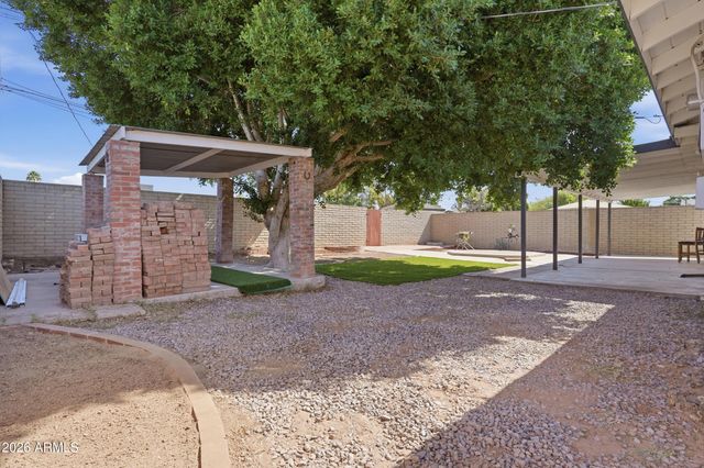 4628 E HOLLY Street, Phoenix, AZ 85008