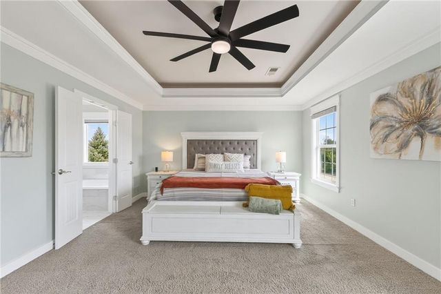 2827 NE 102nd Terrace, Kansas City, MO 64155