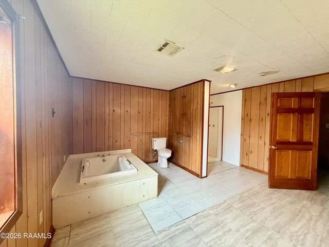 127 Cotton Street, New Iberia, LA 70560