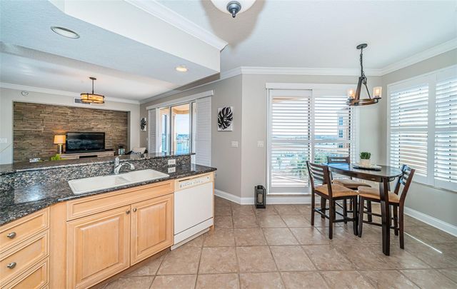 521 MANDALAY AVENUE 907, Clearwater Beach, FL 33767