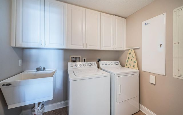 521 MANDALAY AVENUE 907, Clearwater Beach, FL 33767