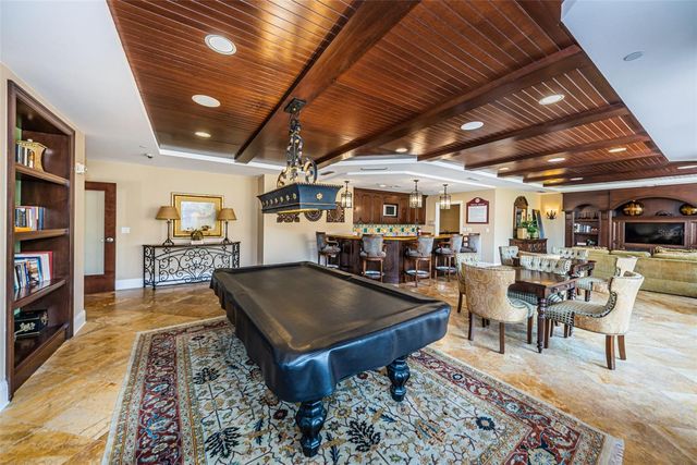 521 MANDALAY AVENUE 907, Clearwater Beach, FL 33767