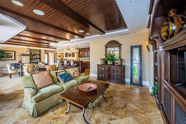 521 MANDALAY AVENUE 907, Clearwater Beach, FL 33767