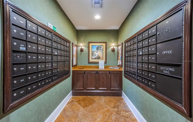 521 MANDALAY AVENUE 907, Clearwater Beach, FL 33767