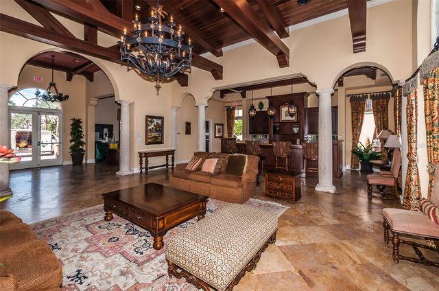 521 MANDALAY AVENUE 907, Clearwater Beach, FL 33767