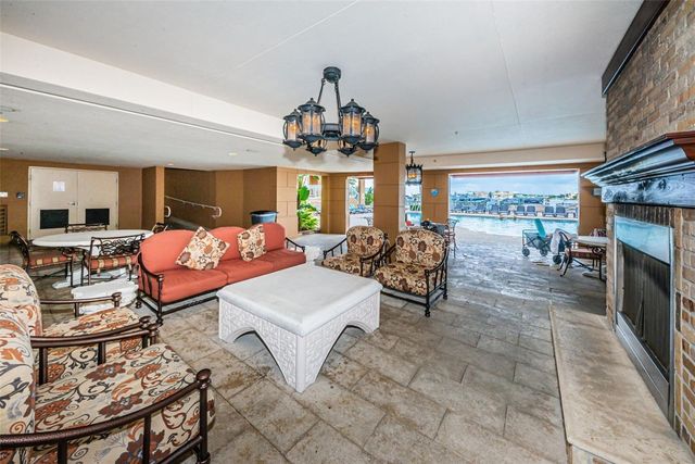 521 MANDALAY AVENUE 907, Clearwater Beach, FL 33767