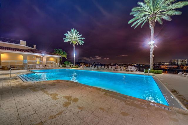 521 MANDALAY AVENUE 907, Clearwater Beach, FL 33767