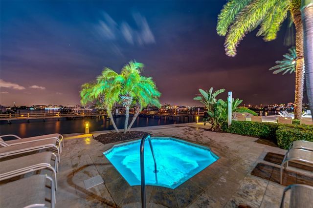 521 MANDALAY AVENUE 907, Clearwater Beach, FL 33767