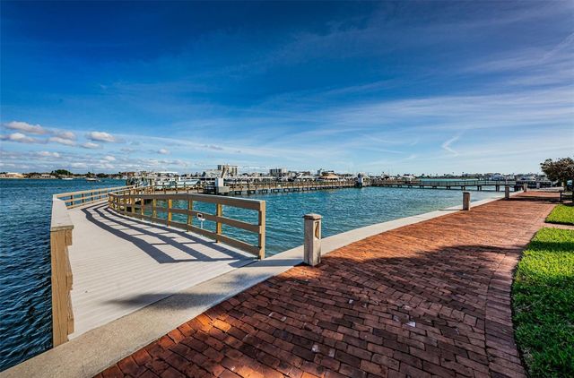 521 MANDALAY AVENUE 907, Clearwater Beach, FL 33767