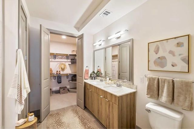 1317 Post Oak Park Drive 327, Houston, TX 77027
