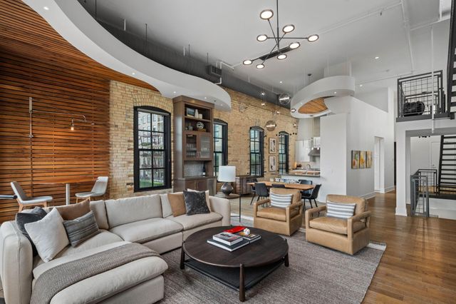 117 Portland Avenue 302, Minneapolis, MN 55401