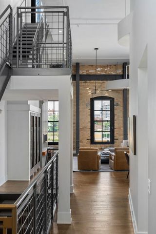 117 Portland Avenue 302, Minneapolis, MN 55401