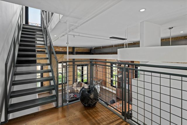 117 Portland Avenue 302, Minneapolis, MN 55401