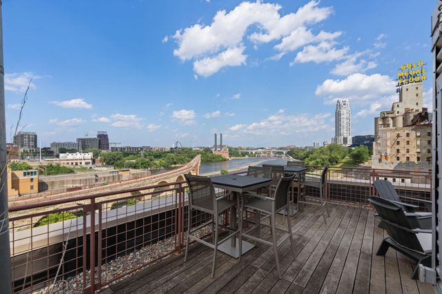 117 Portland Avenue 302, Minneapolis, MN 55401