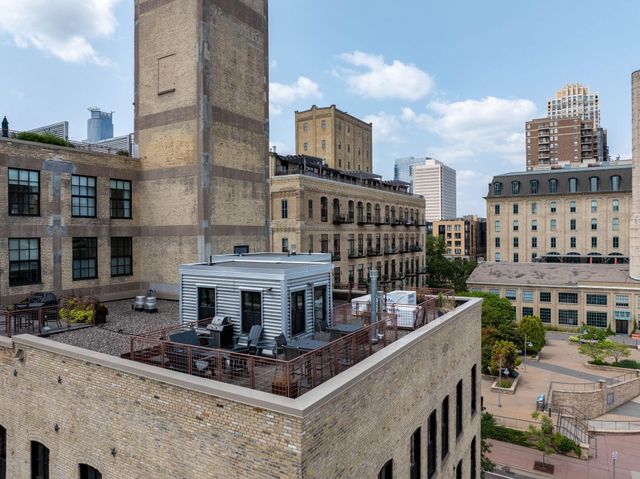 117 Portland Avenue 302, Minneapolis, MN 55401