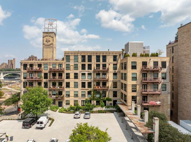 117 Portland Avenue 302, Minneapolis, MN 55401