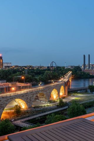 117 Portland Avenue 302, Minneapolis, MN 55401