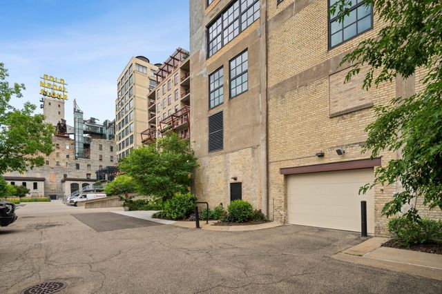 117 Portland Avenue 302, Minneapolis, MN 55401