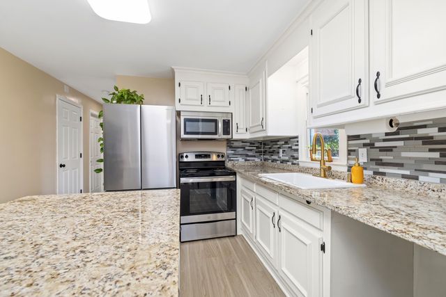 392 Brunswick Road, Sumter, SC 29153