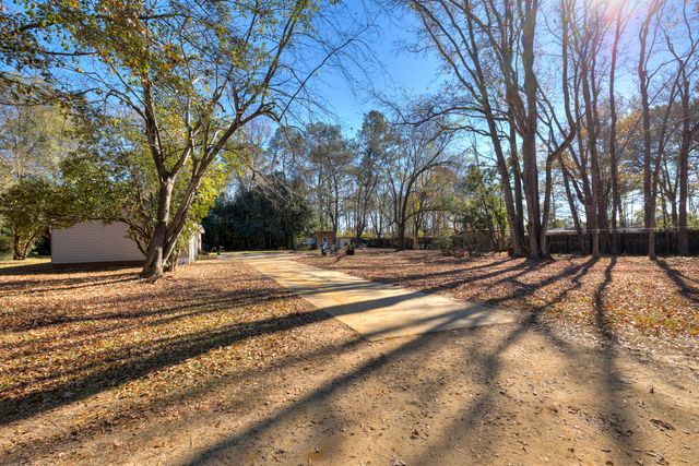 392 Brunswick Road, Sumter, SC 29153