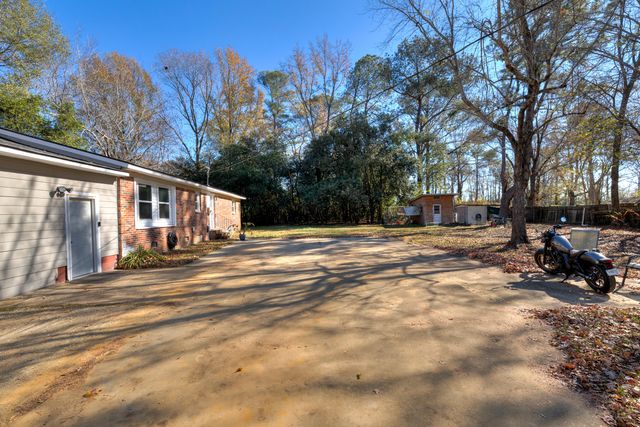 392 Brunswick Road, Sumter, SC 29153
