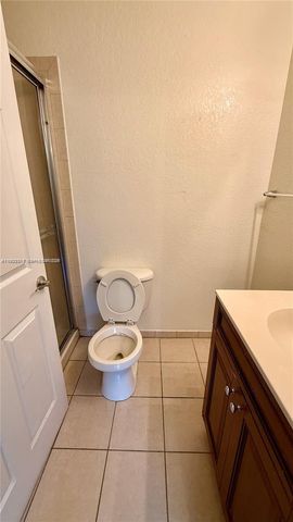 1918 Alamanda Way, Riviera Beach, FL 33404