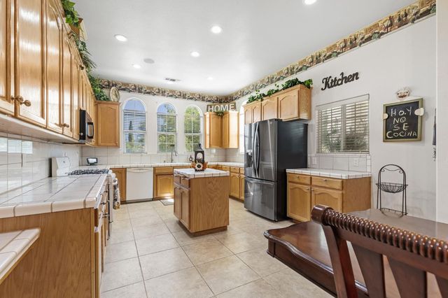 609 Meyers Ave, Gridley, CA 95948