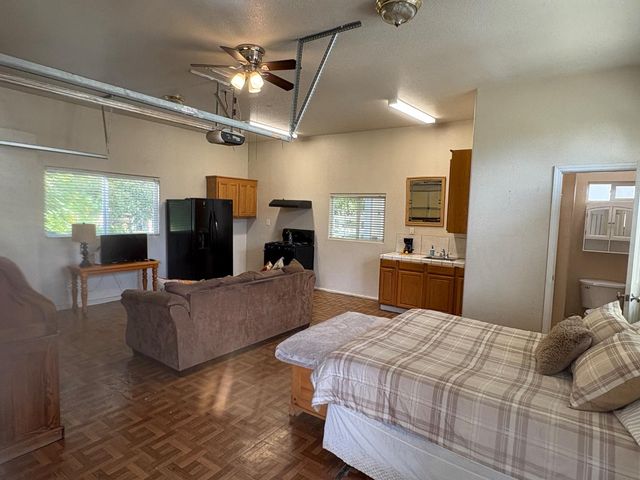 609 Meyers Ave, Gridley, CA 95948