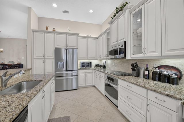 10830 Leaf Bridge Way, Boynton Beach, FL 33473