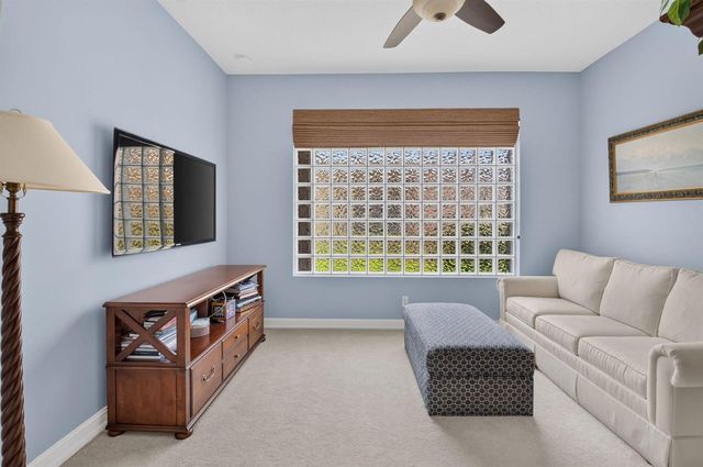 10830 Leaf Bridge Way, Boynton Beach, FL 33473