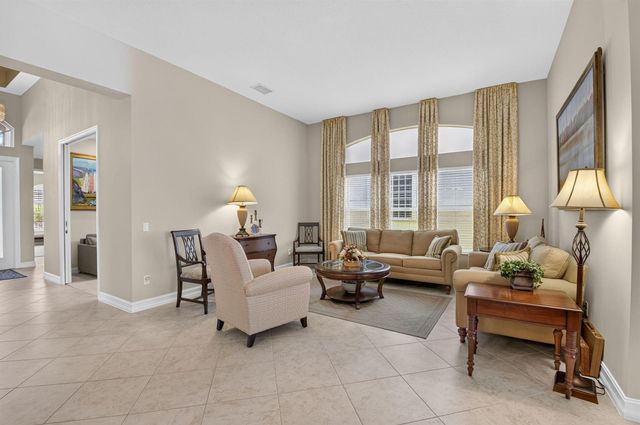 10830 Leaf Bridge Way, Boynton Beach, FL 33473
