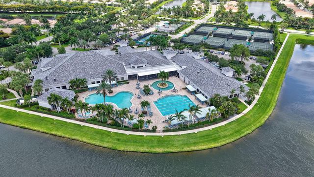 10830 Leaf Bridge Way, Boynton Beach, FL 33473