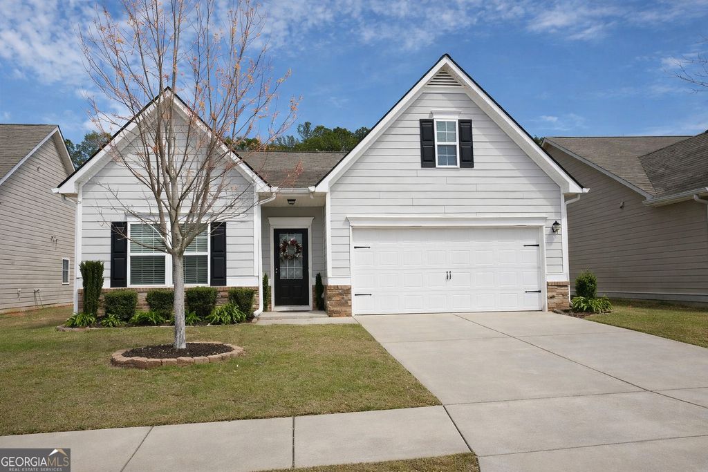 104 Thomaston Street, Newnan, GA 30263