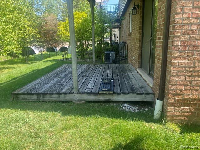 38175 Carolon Boulevard, Westland, MI 48185