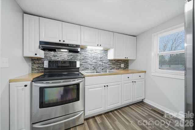 316 23rd Street NW, Hickory, NC 28601