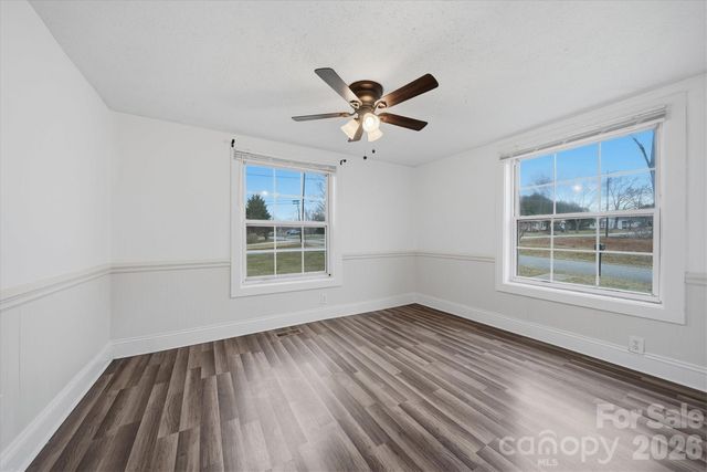 316 23rd Street NW, Hickory, NC 28601