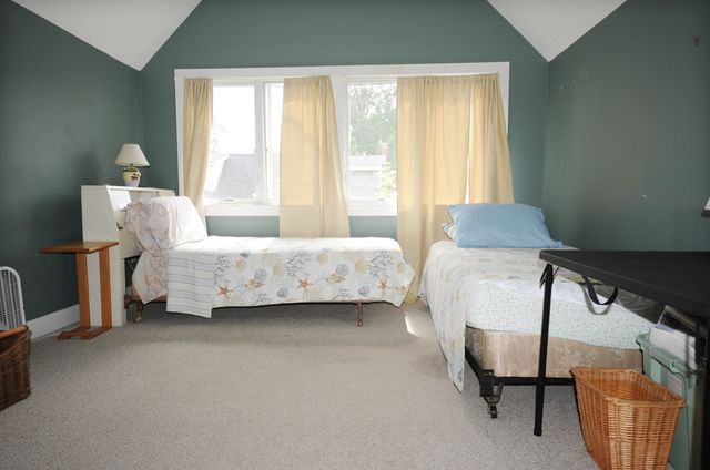 48 Highland Ave, Wareham, MA 02558