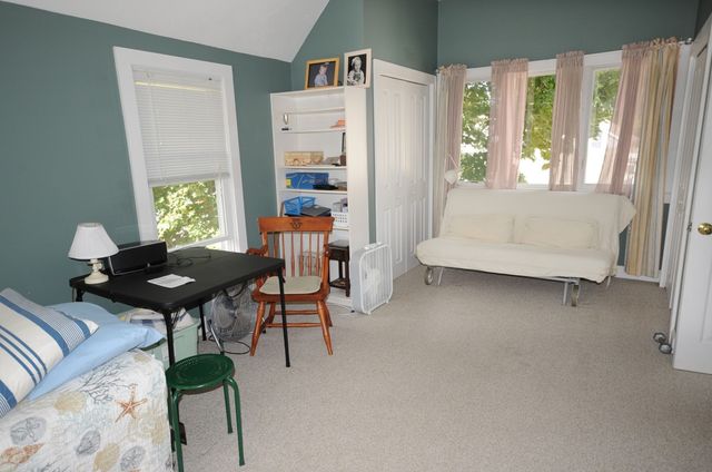 48 Highland Ave, Wareham, MA 02558